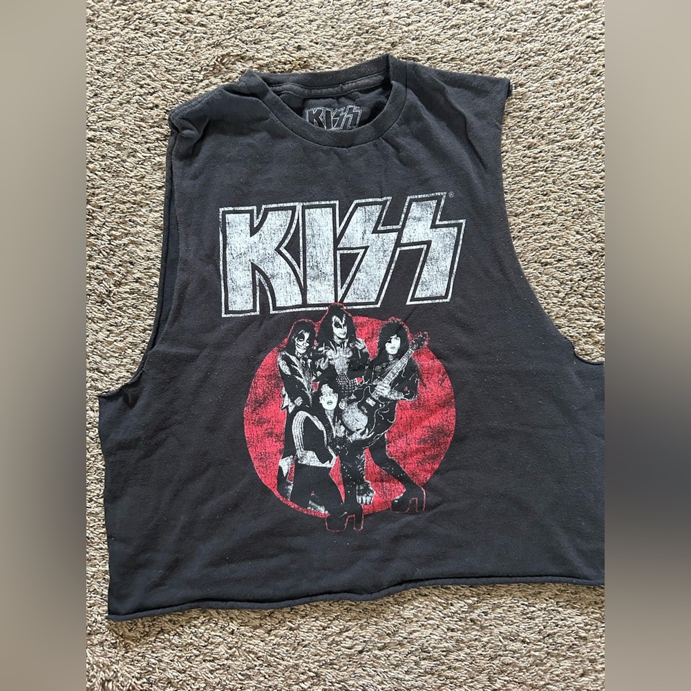 Kiss muscle tee
